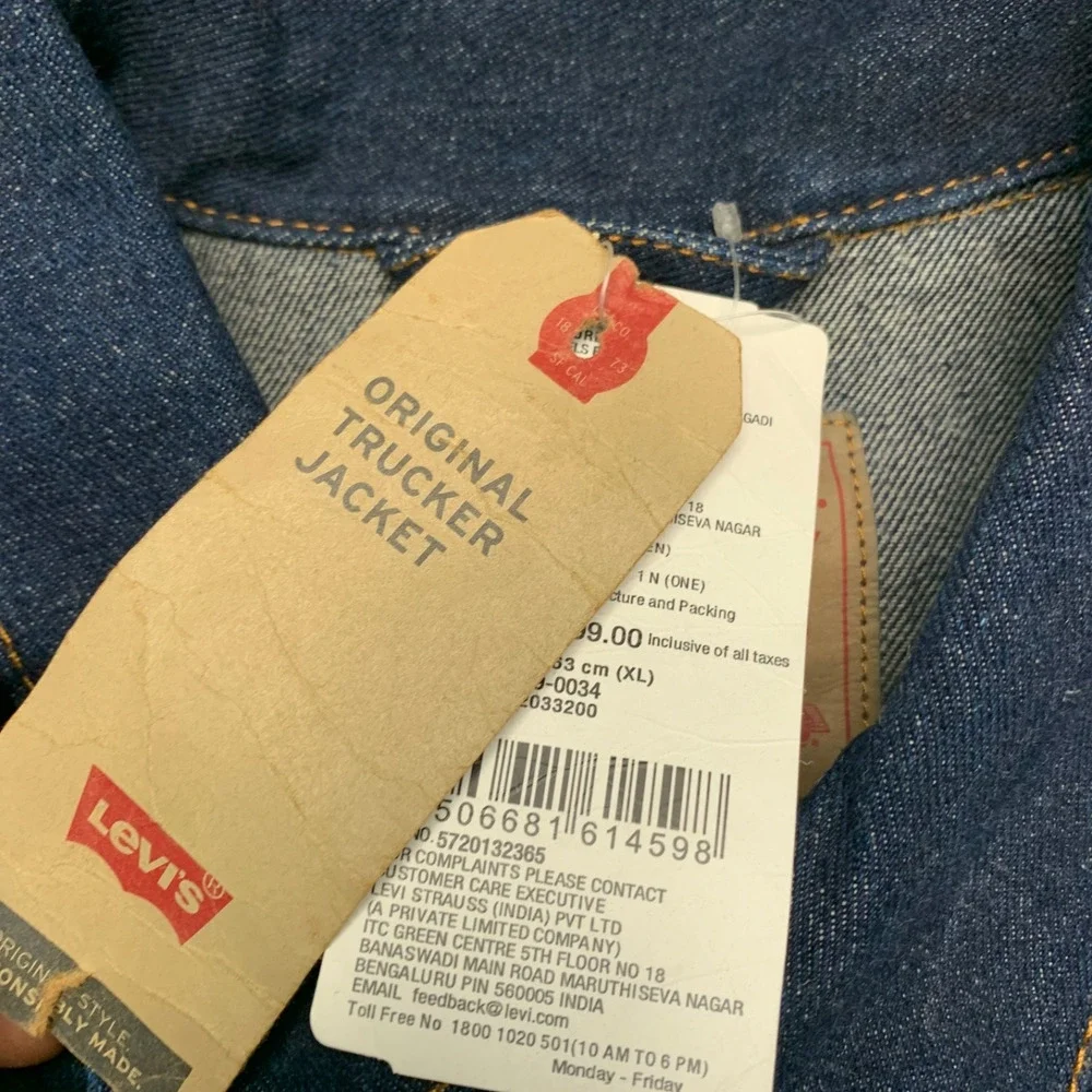 NWT Levi's Type III Trucker Jacket - Rinse/Navy Embroidered XL
